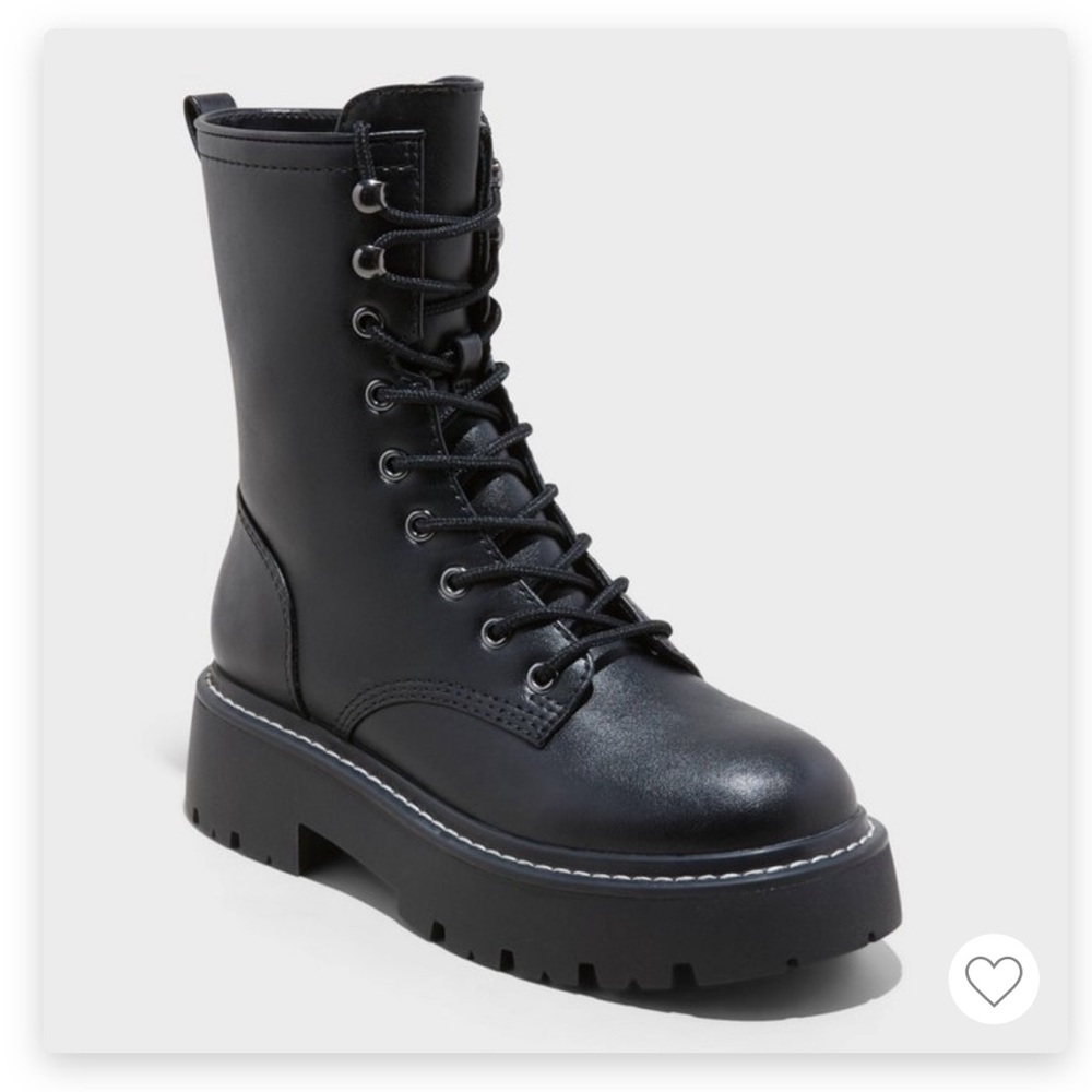 Wild Fable Women’s Logan Combat Boots